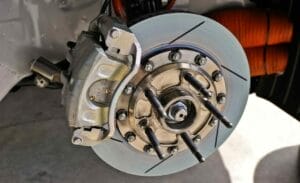 صيانة-فرامل-أودي-مع-التركيب-والبرمجة