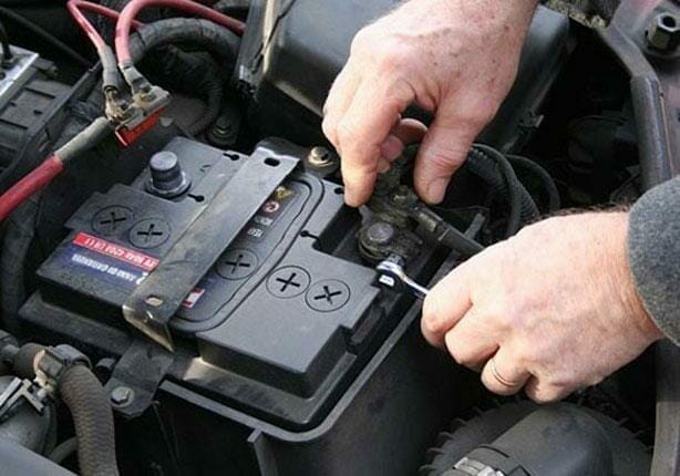 تركيب-بطارية-بي-ام-دبليو-في-الرياض