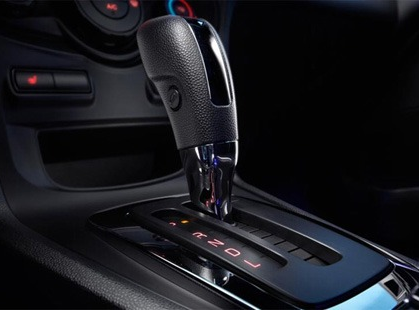  تغيير-ناقل-الحركة-من-R-إلى-D-والعكس-قبل-التوقف-التام-للسيارة