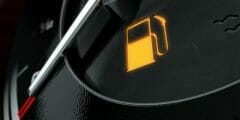 نصائح  للتخفيف من استهلاك الوقود في السيارات