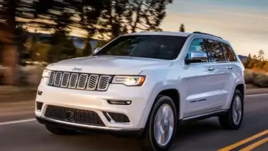 فحص سيارة جيب في الرياض