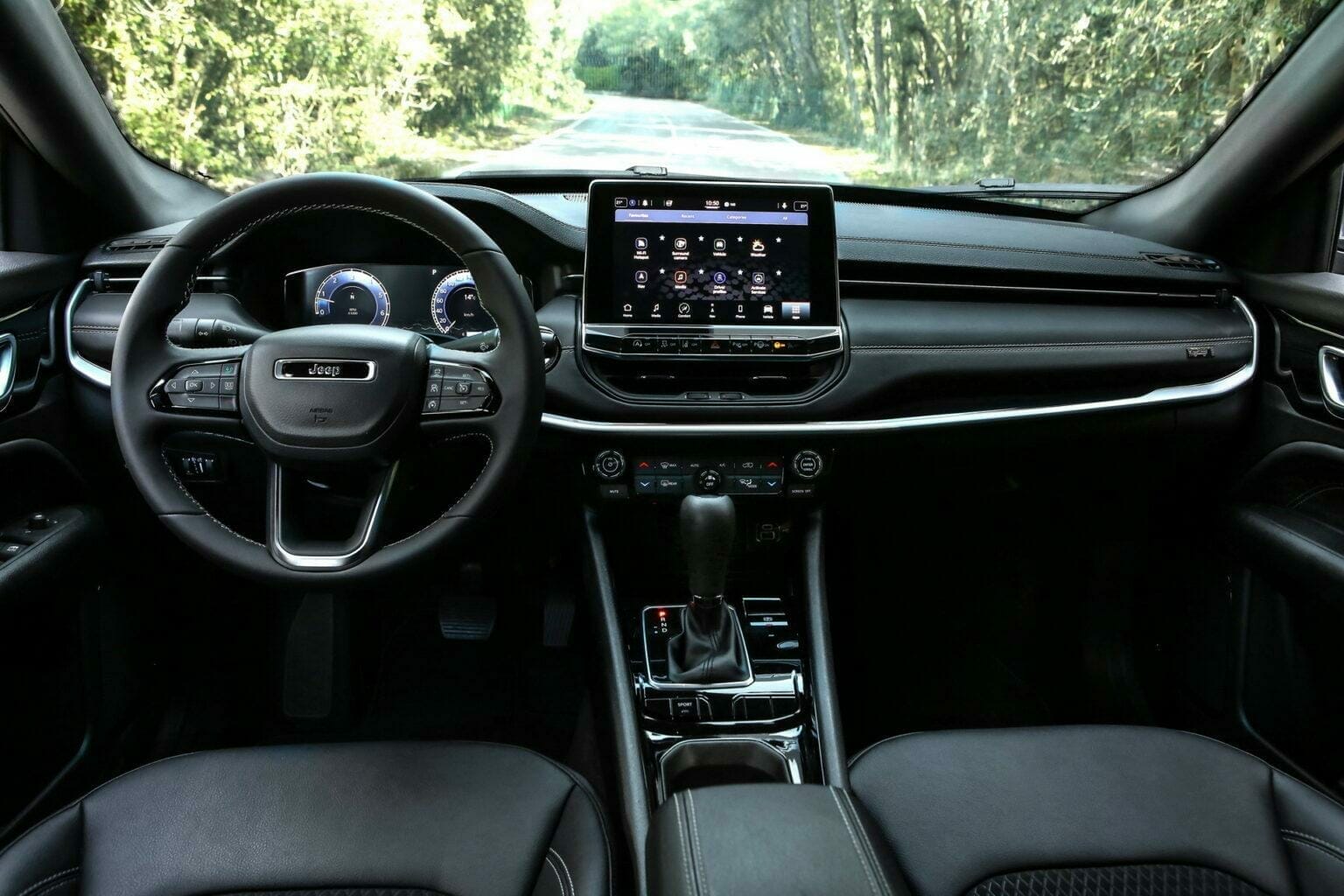 مميزات-وعيوب-سيارة-جيب