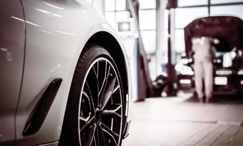 ورشة تصليح وصيانة سيارات متخصصة في الدمام